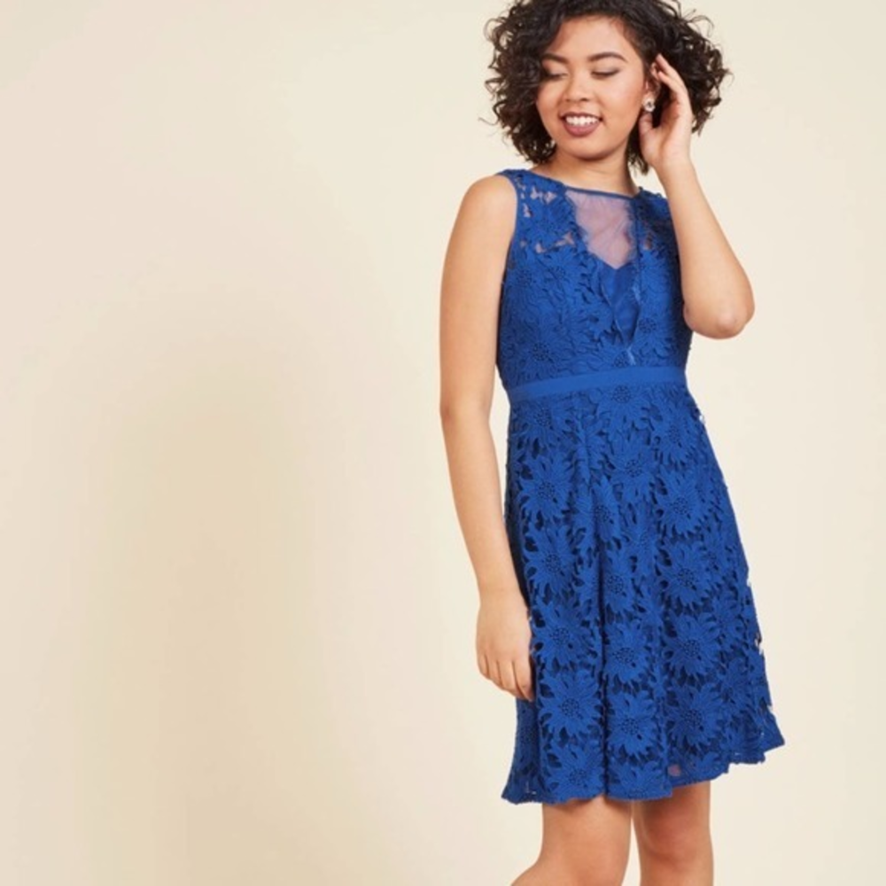 NEW WITH TAGS Sz 16‎ Adrianna Papell Blue Floral Lace Dress
